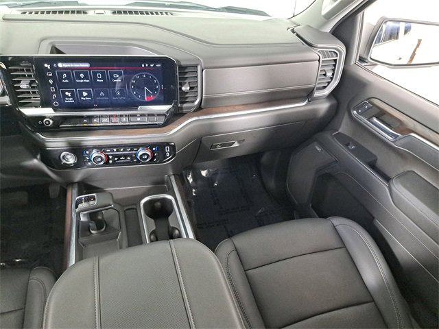 Used 2023 GMC Sierra 1500 SLT w/ SLT Premium Package image 17