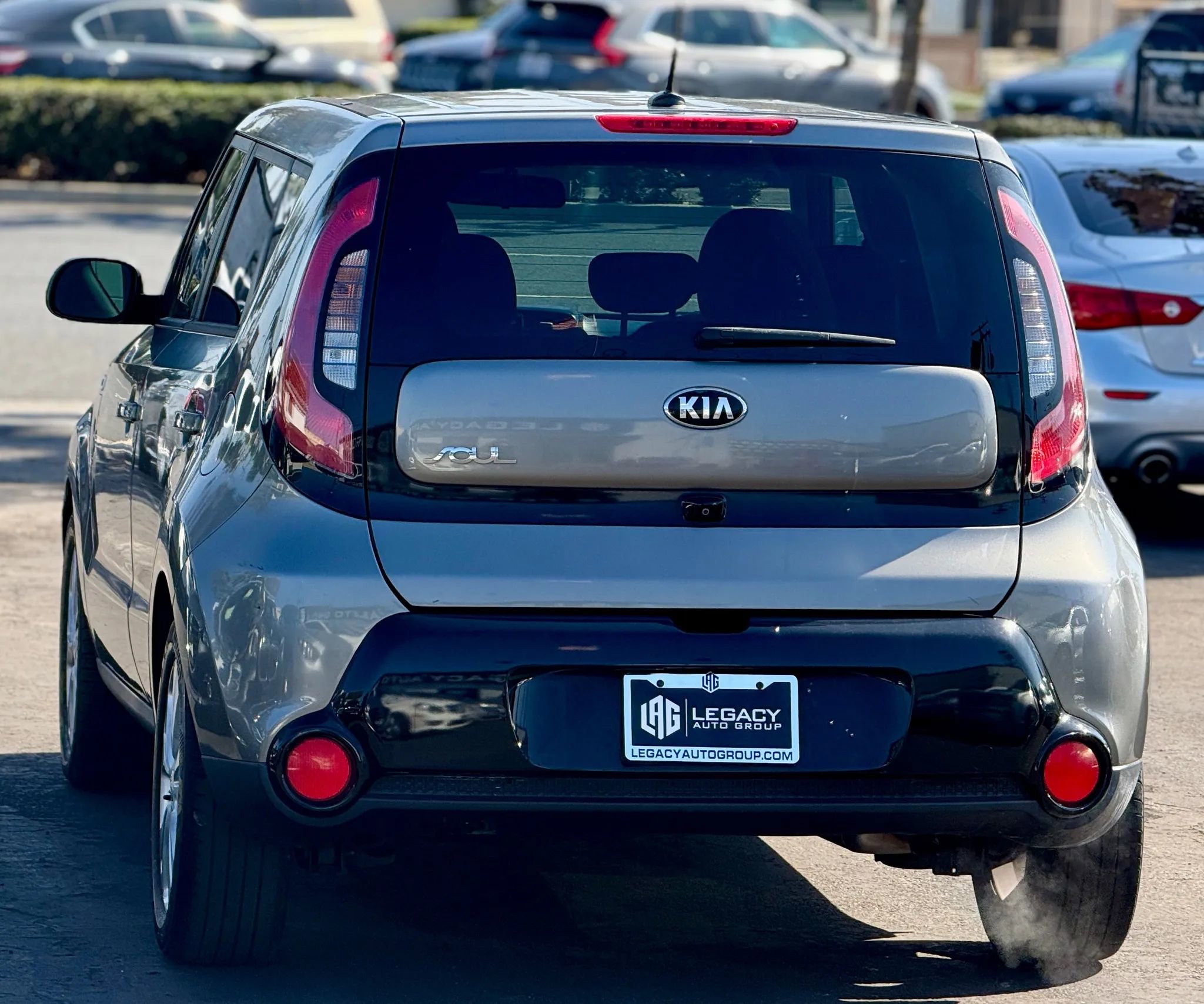 Used 2016 Kia Soul + image 4