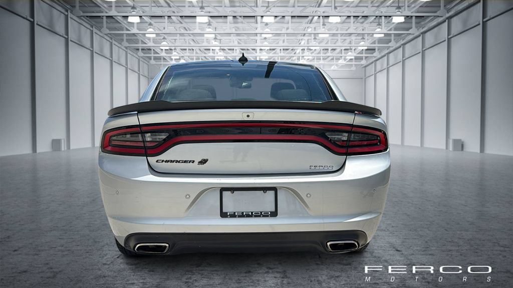 Used 2020 Dodge Charger SXT w/ Blacktop Package AWD/4WD image 4