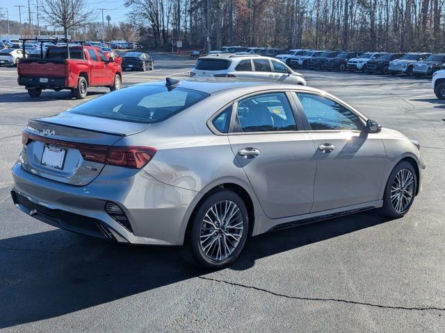 Used 2023 Kia Forte GT-Line image 7