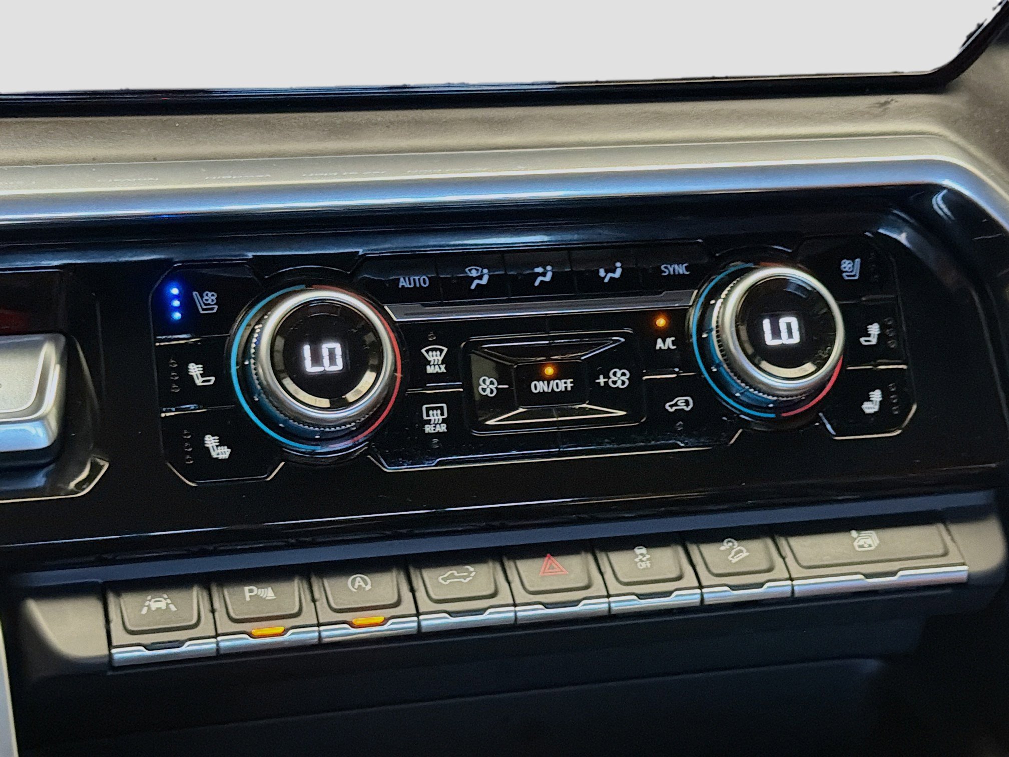 Used 2022 GMC Sierra 1500 Denali Ultimate image 10