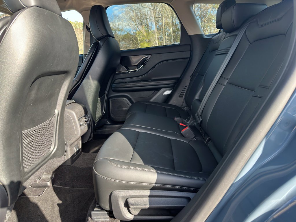 Used 2025 Lincoln Corsair Premiere image 22