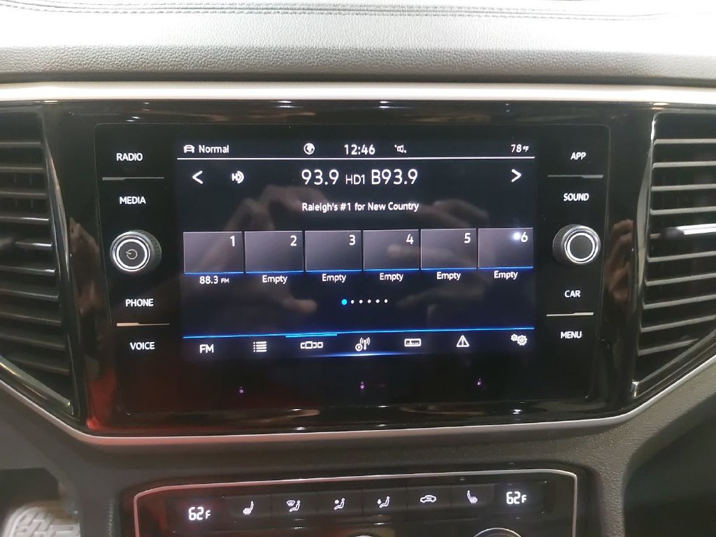 Used 2023 Volkswagen Atlas SE w/ Panoramic Sunroof Package AWD/4WD image 22