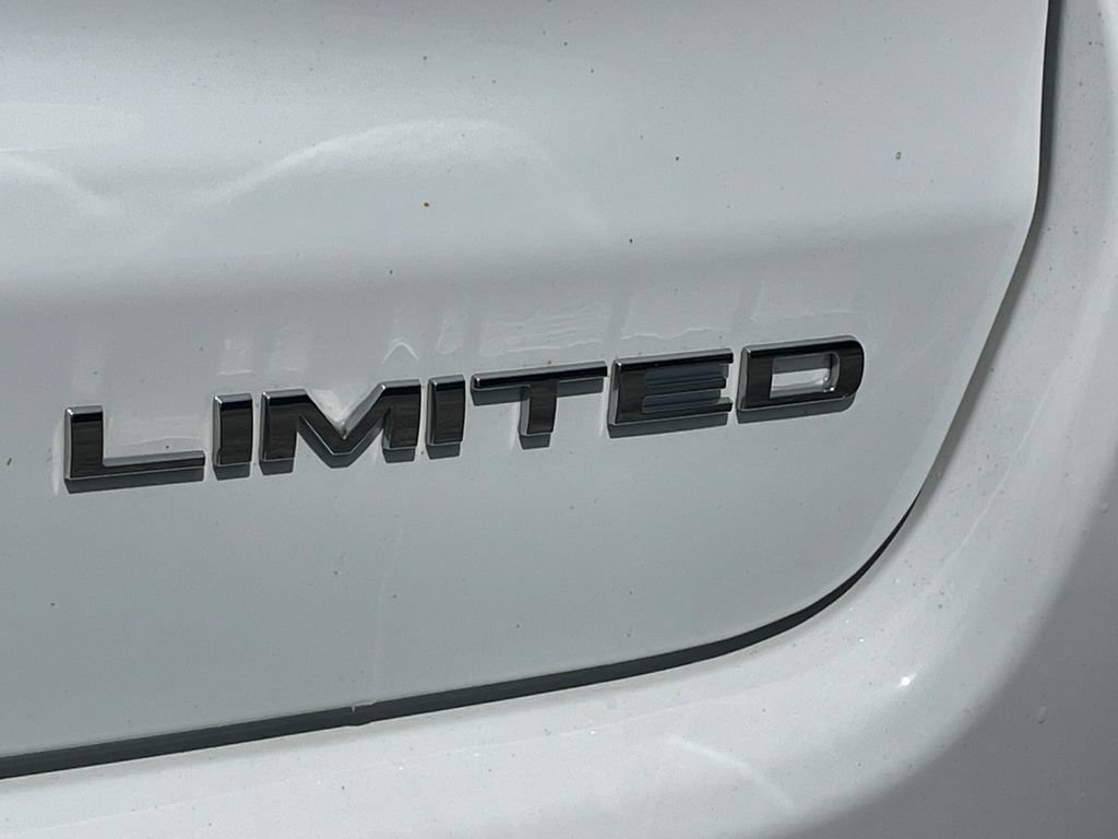Used 2022 Jeep Compass Limited AWD/4WD image 17