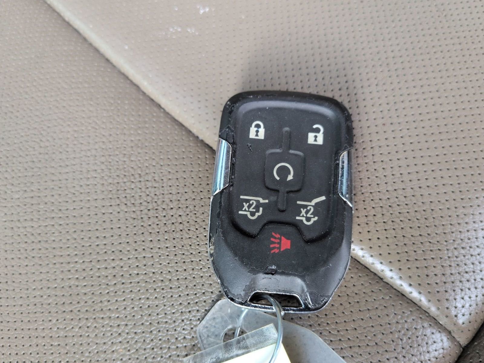 Used 2015 Chevrolet Suburban LTZ image 82