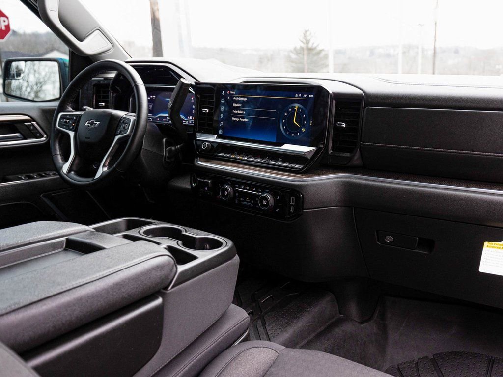 Used 2024 Chevrolet Silverado 1500 RST w/ Protection Package image 32