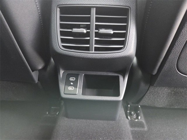 Used 2024 Kia Seltos EX image 9