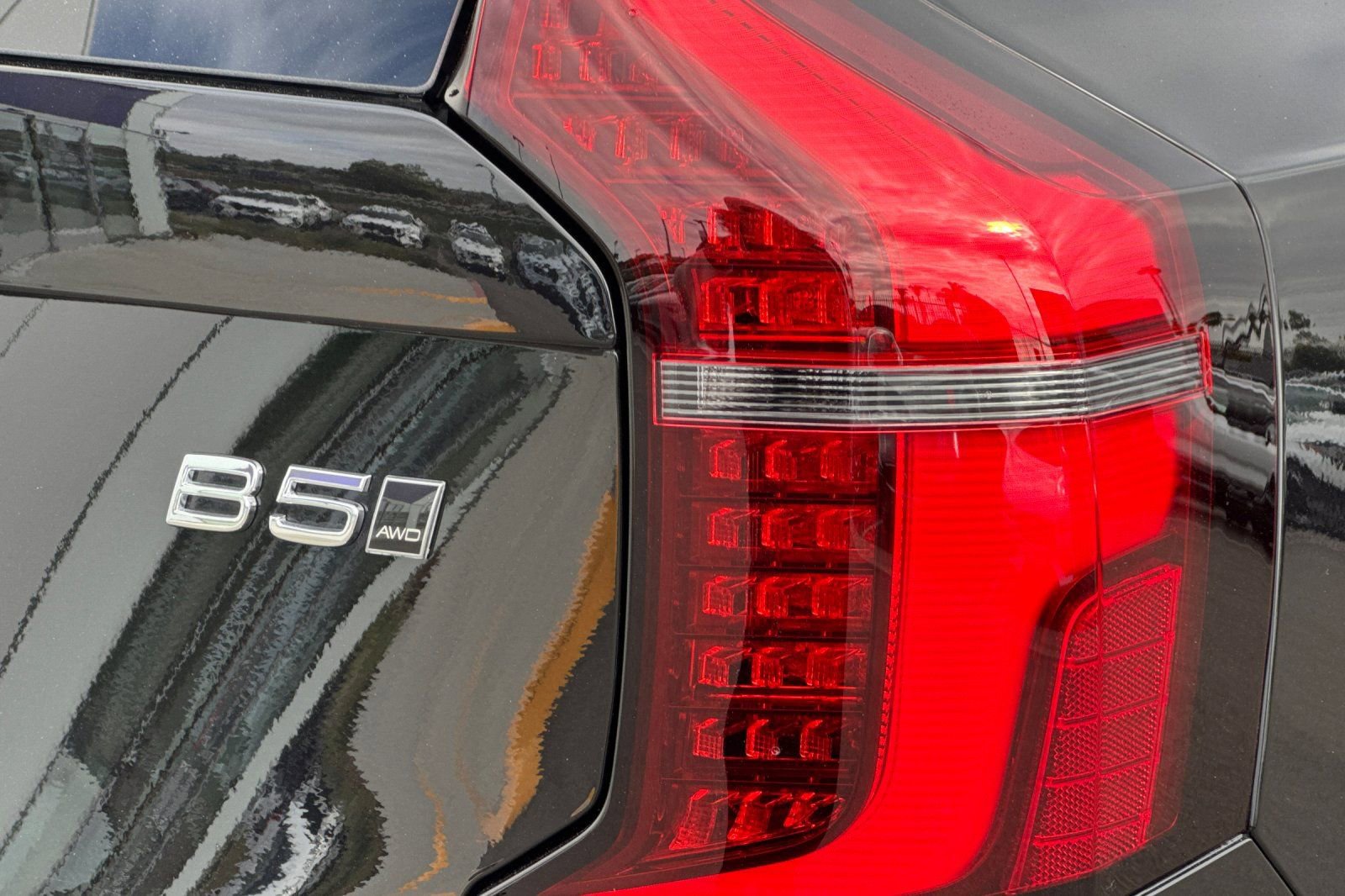 Certified 2026 Volvo XC90 B5 Plus w/ Protection Package image 34