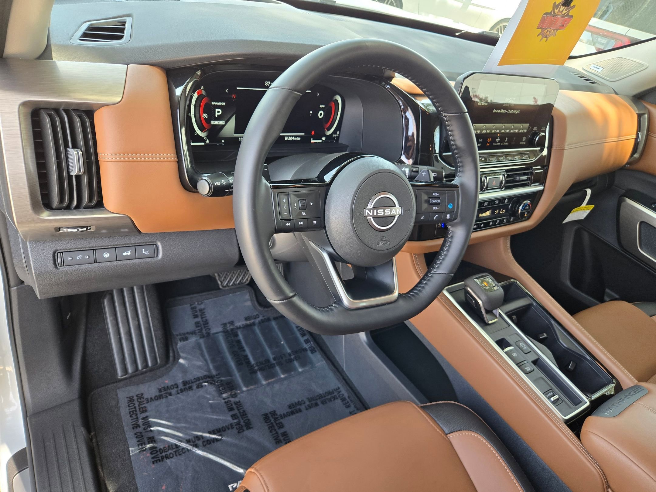 Used 2025 Nissan Pathfinder Platinum w/ Cargo Package FWD image 10