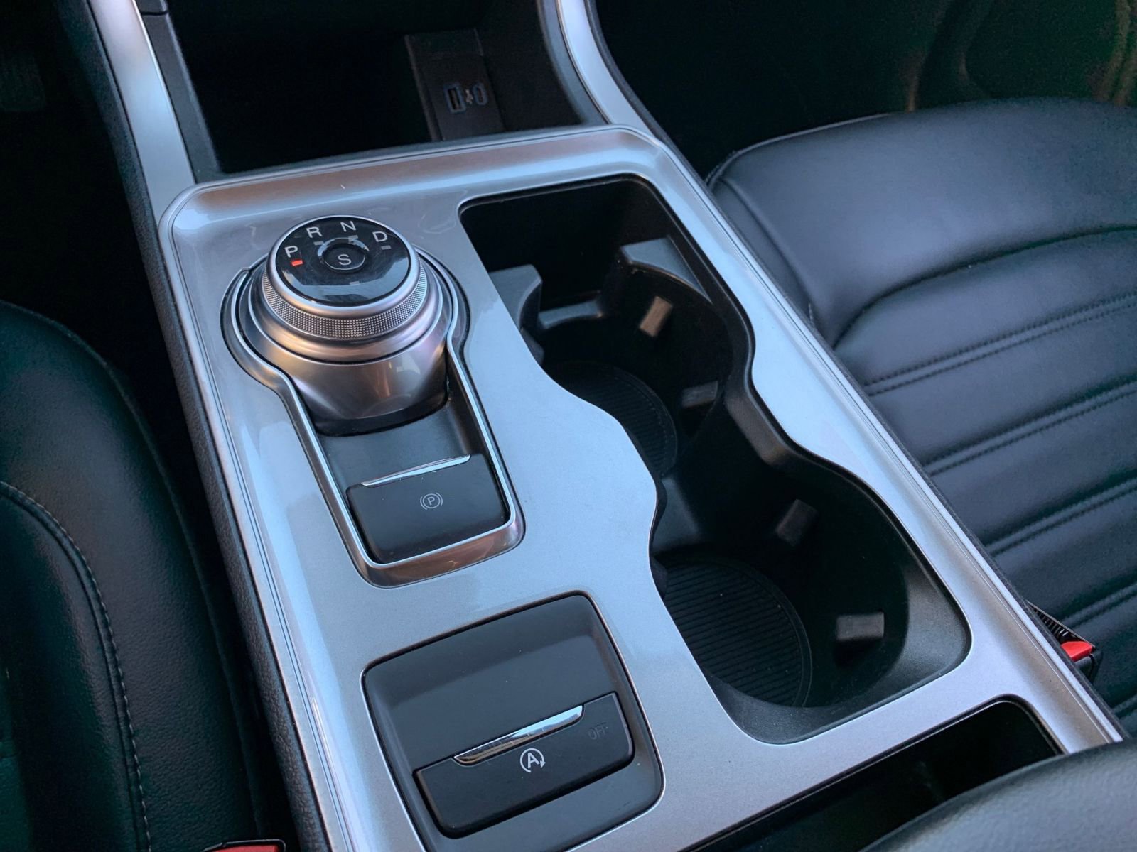 Used 2024 Ford Edge SEL image 41