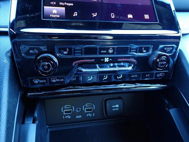 New 2025 Jeep Grand Cherokee Altitude image 18