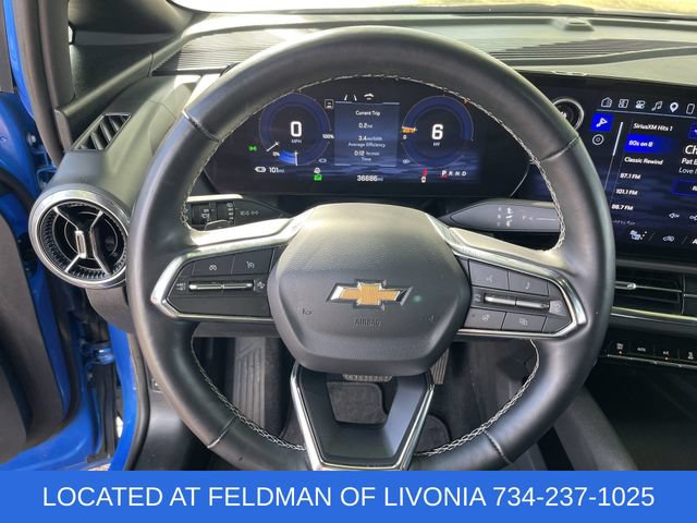 Certified 2025 Chevrolet Equinox EV LT w/ Comfort Package FWD image 11