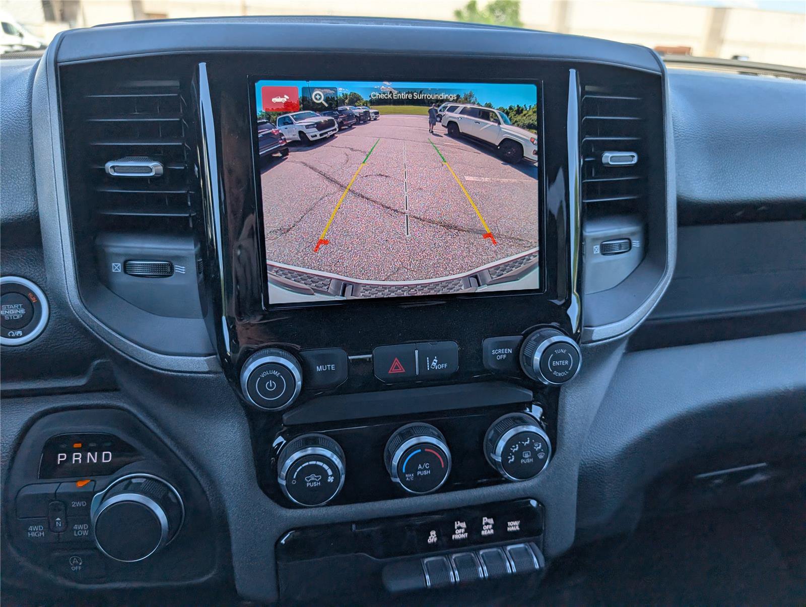 New 2026 RAM 1500 Express AWD/4WD image 23