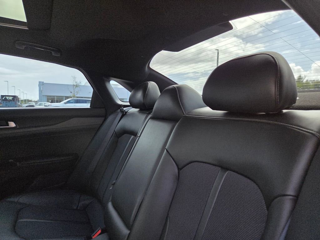 Used 2021 Kia K5 GT-Line w/ GT-Line FWD Premium Package image 16