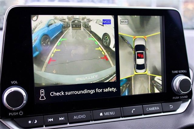 New 2025 Nissan Sentra SR w/ SR Premium Package image 16