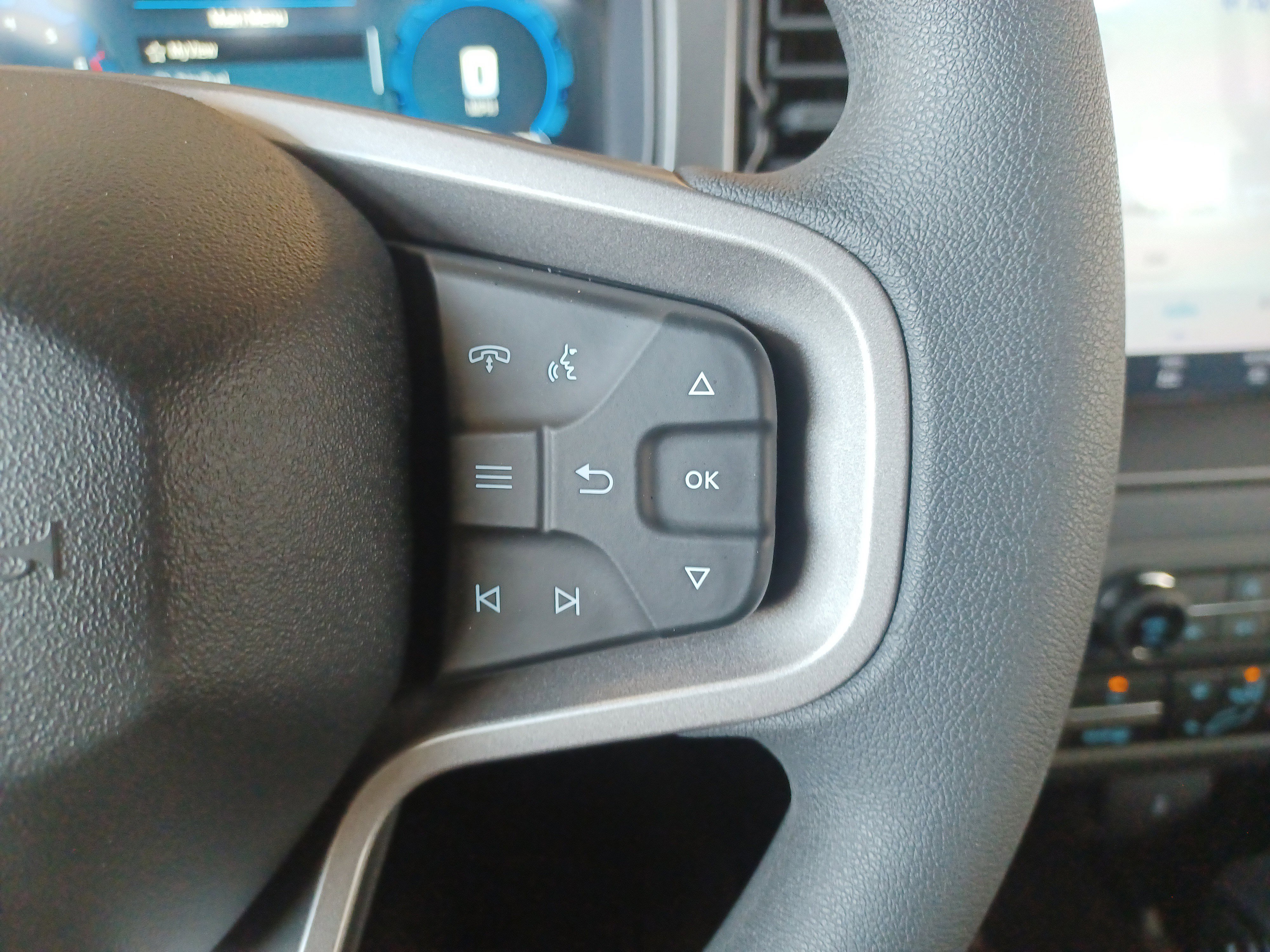 New 2025 Ford Bronco 4-Door image 23