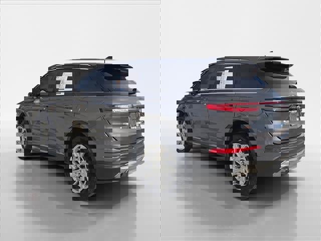 Used 2023 Lincoln Corsair FWD image 5