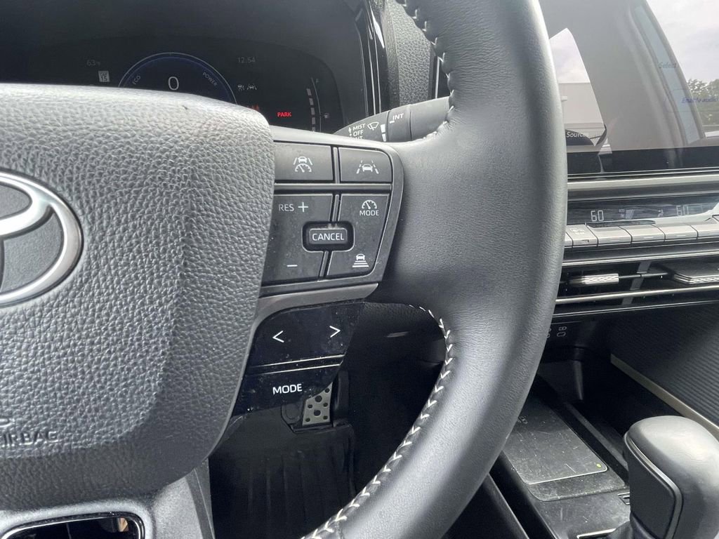 Used 2025 Toyota Camry SE w/ Multimedia Upgrade Package FWD image 28