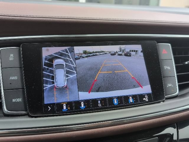 Used 2020 Buick Enclave Avenir w/ Avenir Technology Package AWD/4WD image 26