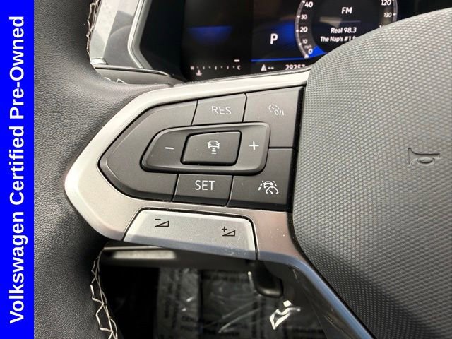 Used 2023 Volkswagen Tiguan SE w/ Panoramic Sunroof Package AWD/4WD image 22