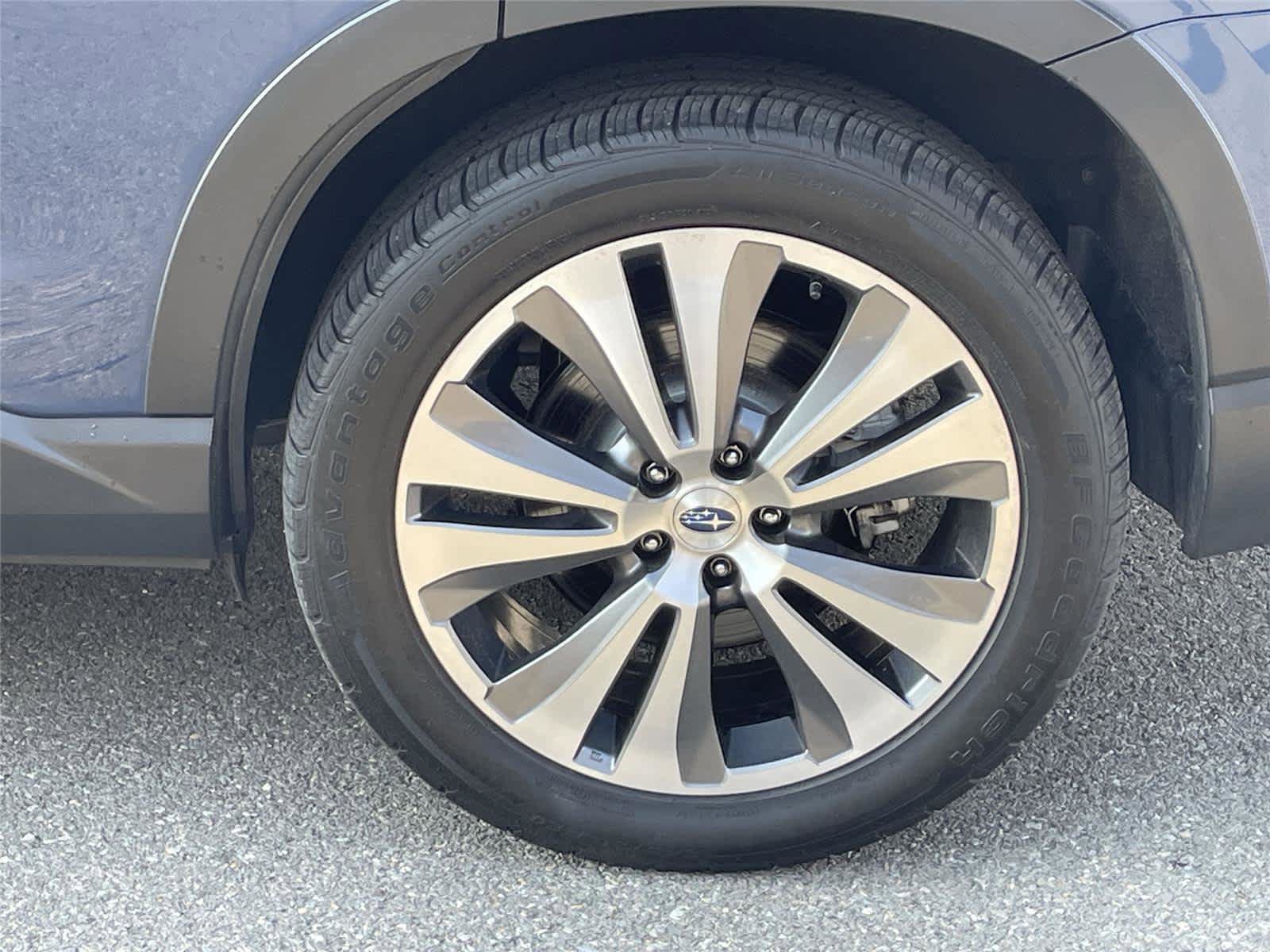 Certified 2022 Subaru Ascent Limited w/ Technology Package image 11