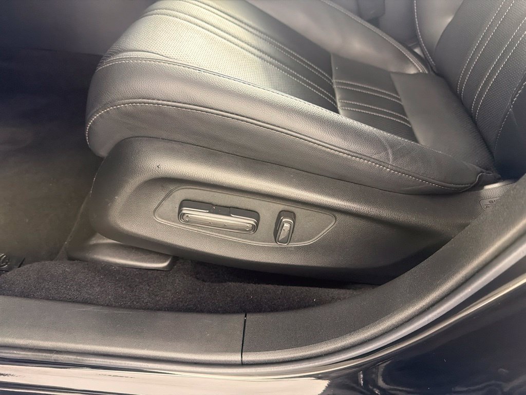 Used 2024 Honda HR-V EX-L image 16