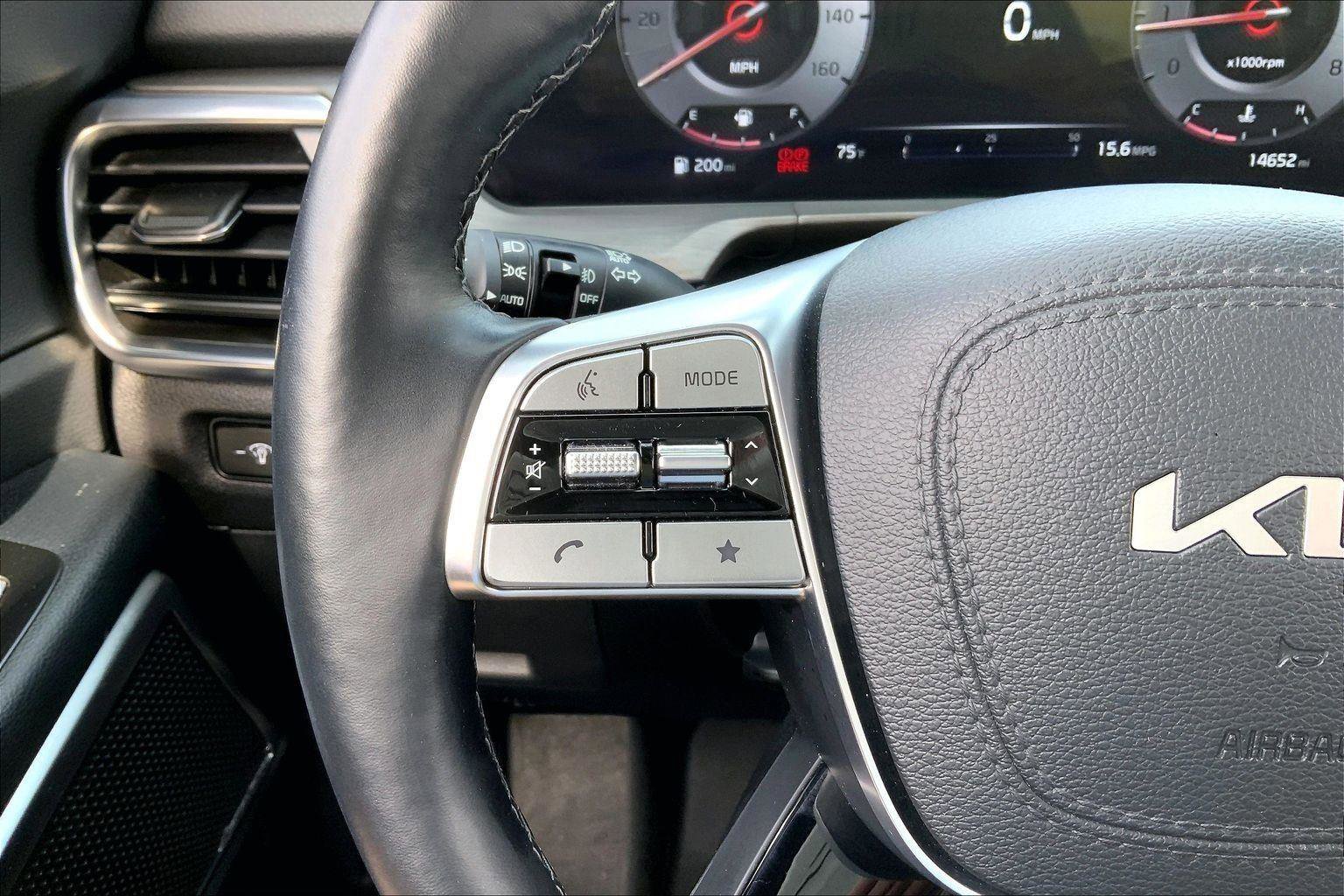 Used 2024 Kia Telluride SX X-Line AWD/4WD image 17