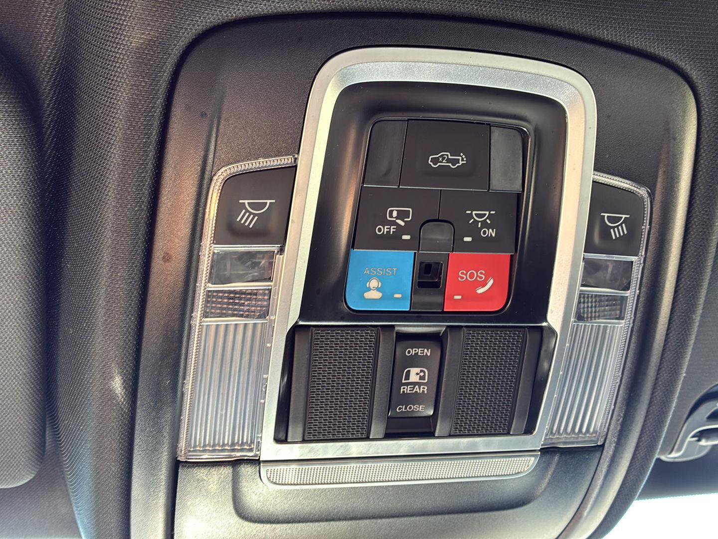 Used 2025 RAM 1500 Big Horn AWD/4WD image 42