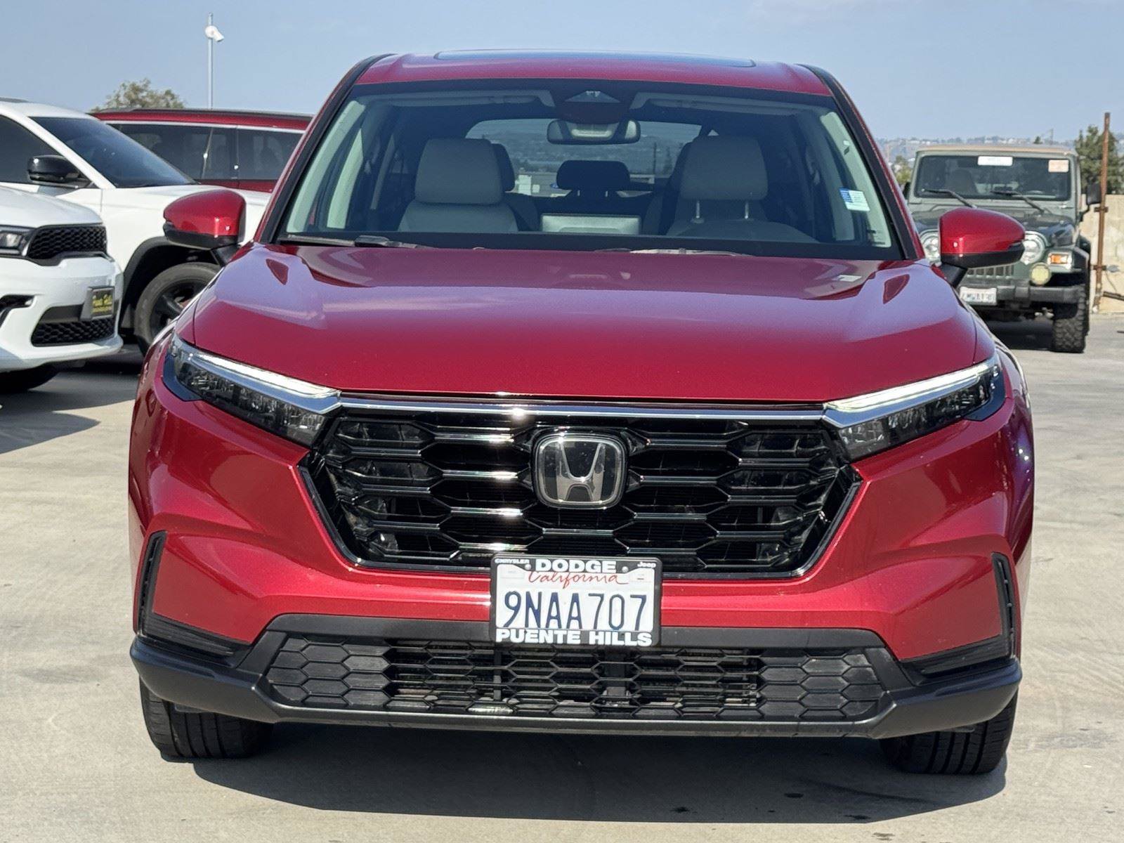 Used 2025 Honda CR-V EX image 2