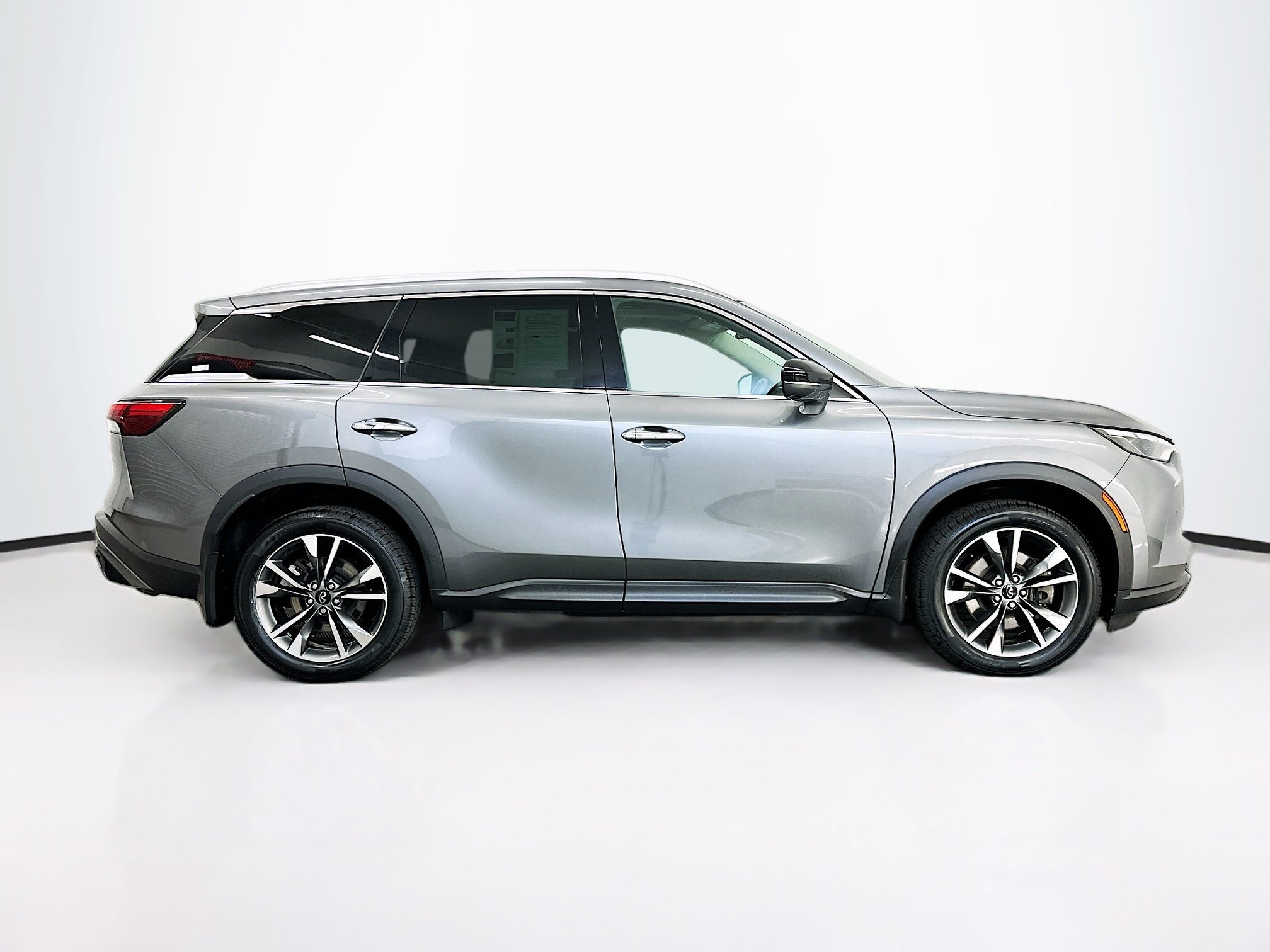 Used 2023 INFINITI QX60 Luxe w/ Cargo Package AWD/4WD image 10