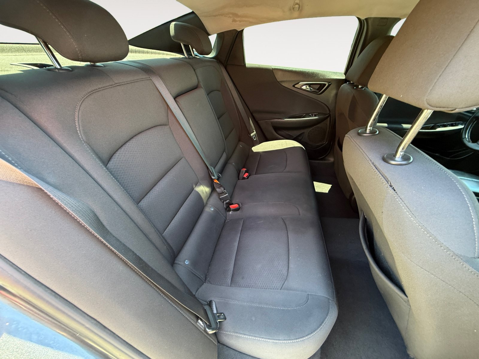 Used 2018 Chevrolet Malibu LT FWD image 18