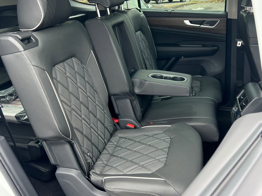New 2026 Volkswagen Atlas SEL Premium R-Line image 13