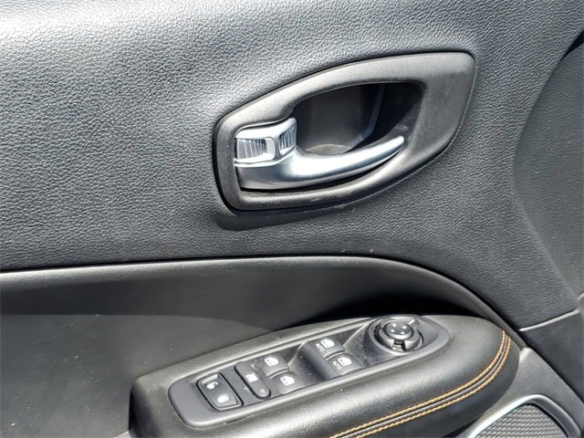 Used 2021 Jeep Compass Limited image 22