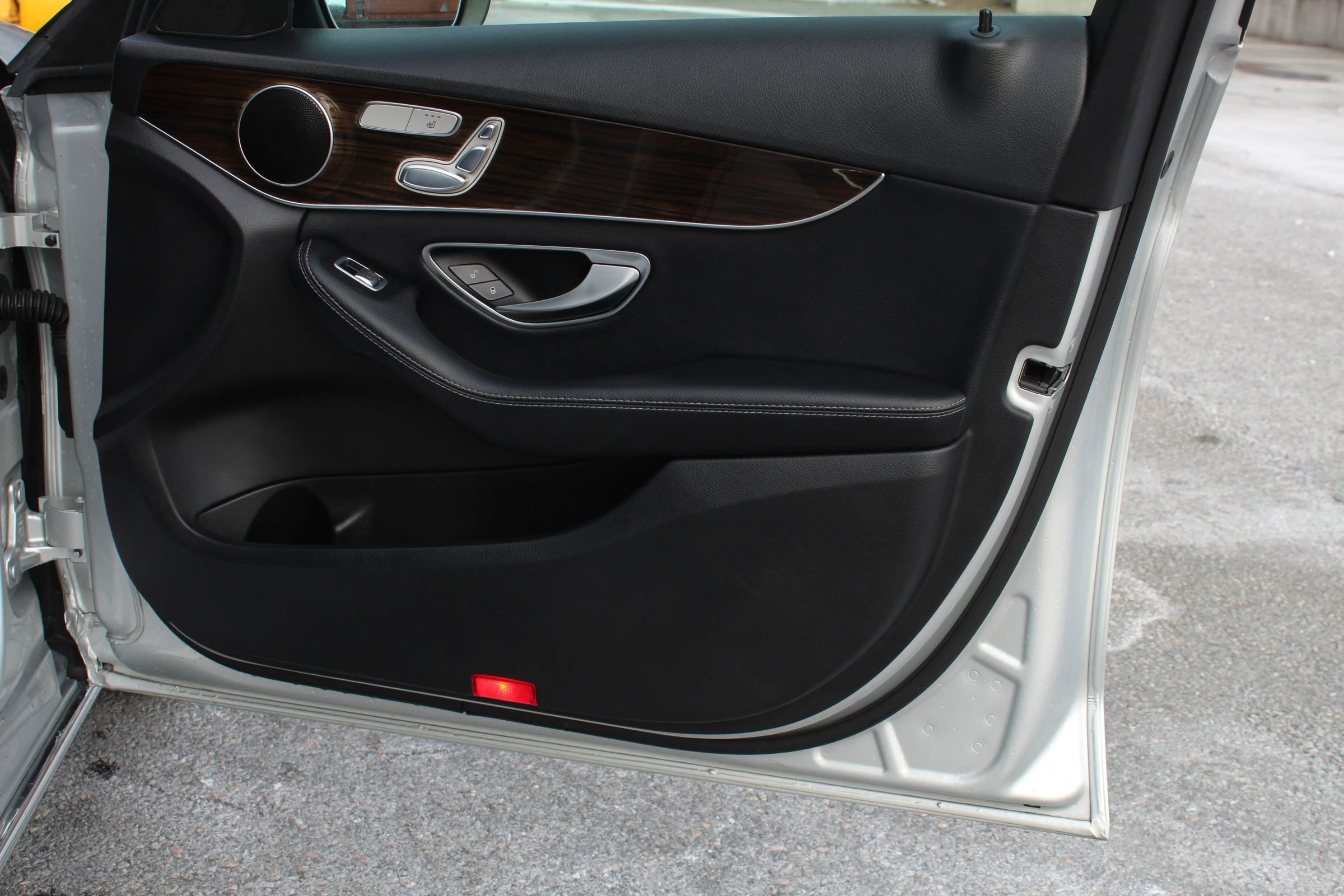 Used 2017 Mercedes-Benz C 300 4MATIC Sedan image 18