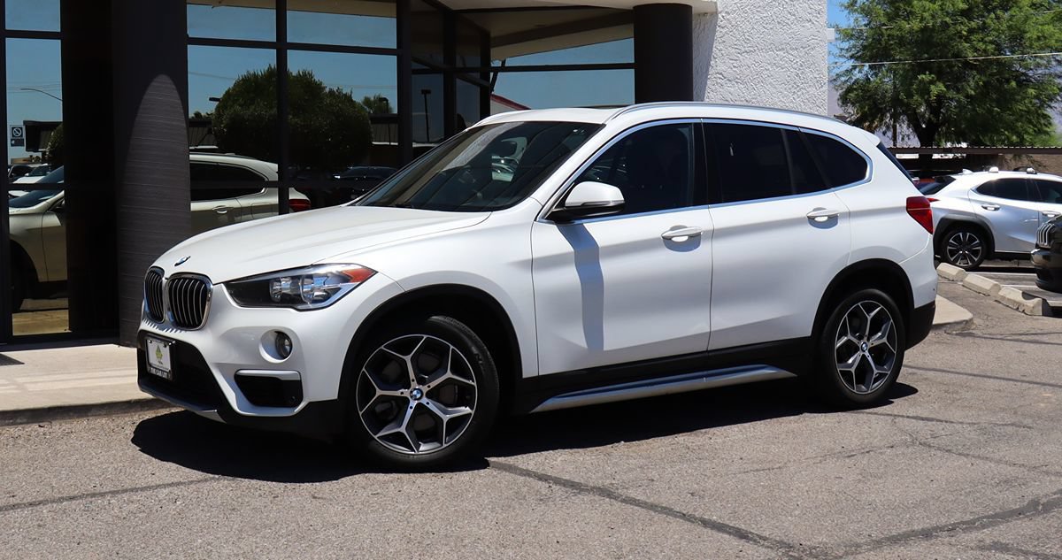 Used 2019 BMW X1 xDrive28i w/ Convenience Package AWD/4WD image 3
