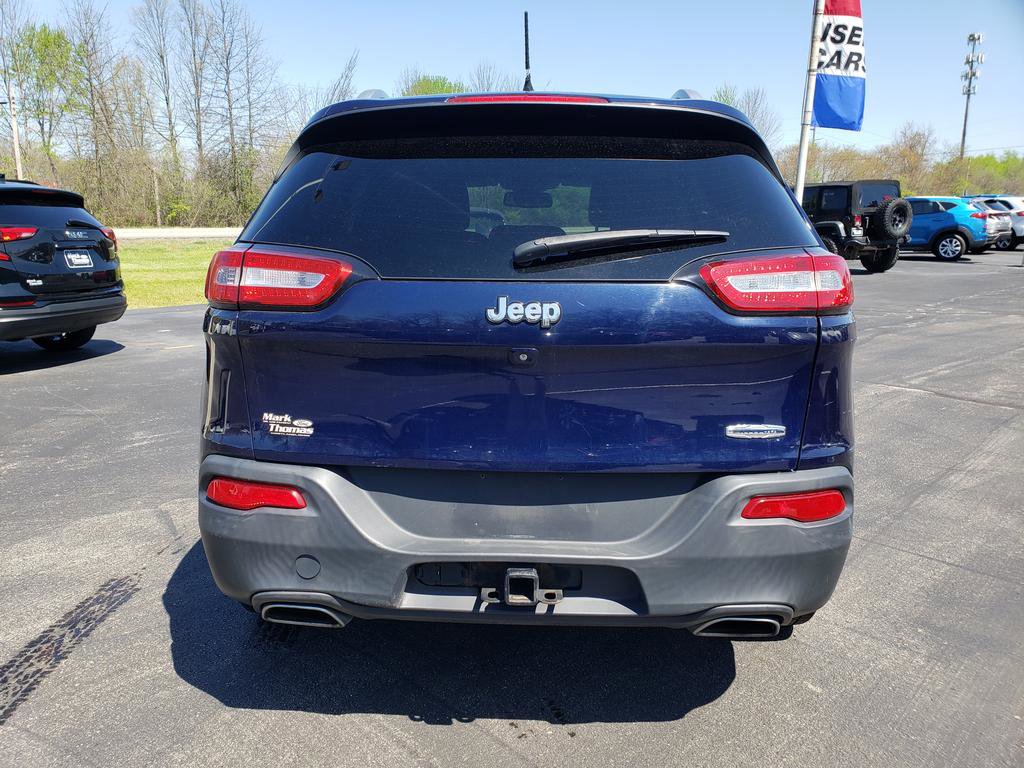 Used 2015 Jeep Cherokee Latitude w/ Cold Weather Group FWD image 6