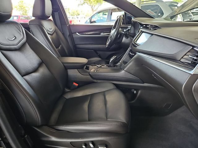 Used 2020 Cadillac XT5 Premium Luxury AWD/4WD image 28