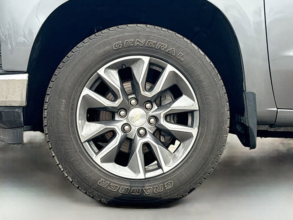 Used 2022 Chevrolet Silverado 1500 Limited LT AWD/4WD image 29