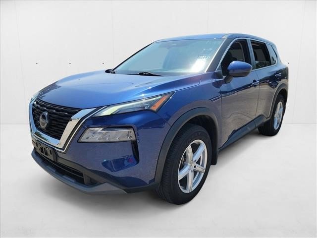 Used 2022 Nissan Rogue SV