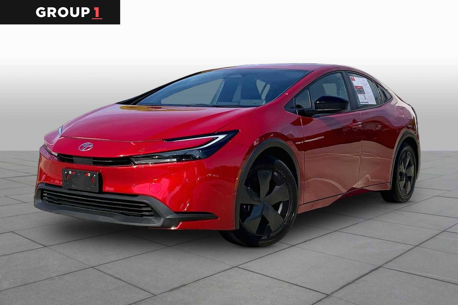 Used 2024 Toyota Prius LE AWD/4WD video 1