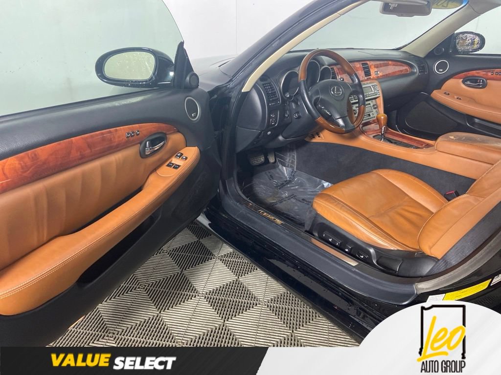 Used 2005 Lexus SC 430 Convertible w/ Preferred Accessory Pkg RWD image 14