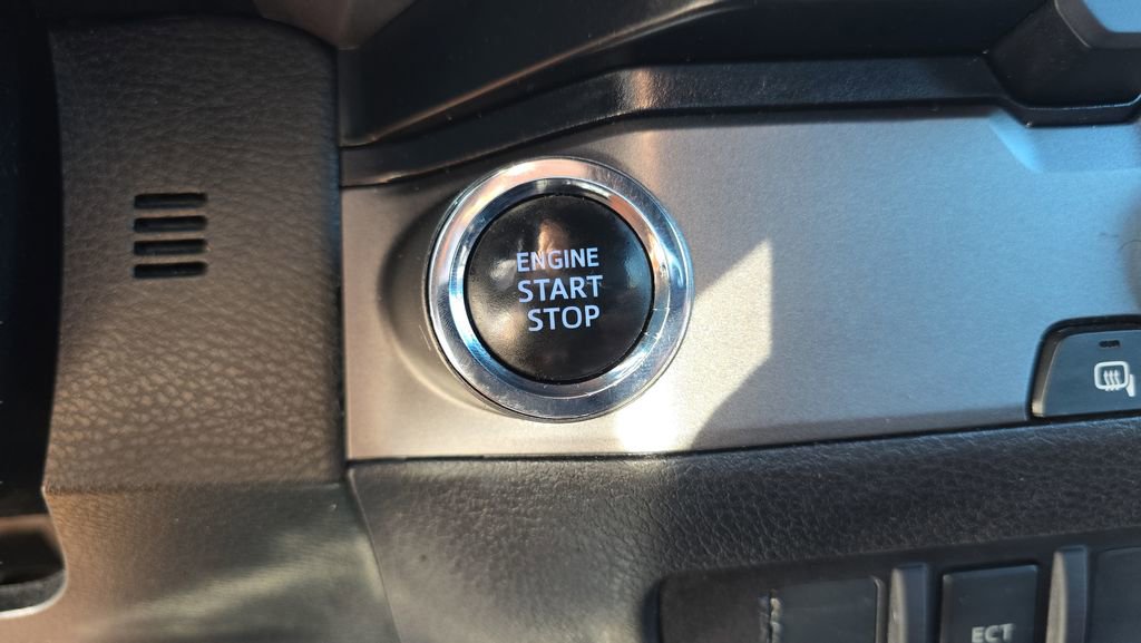 Used 2019 Toyota Tacoma TRD Sport RWD image 23