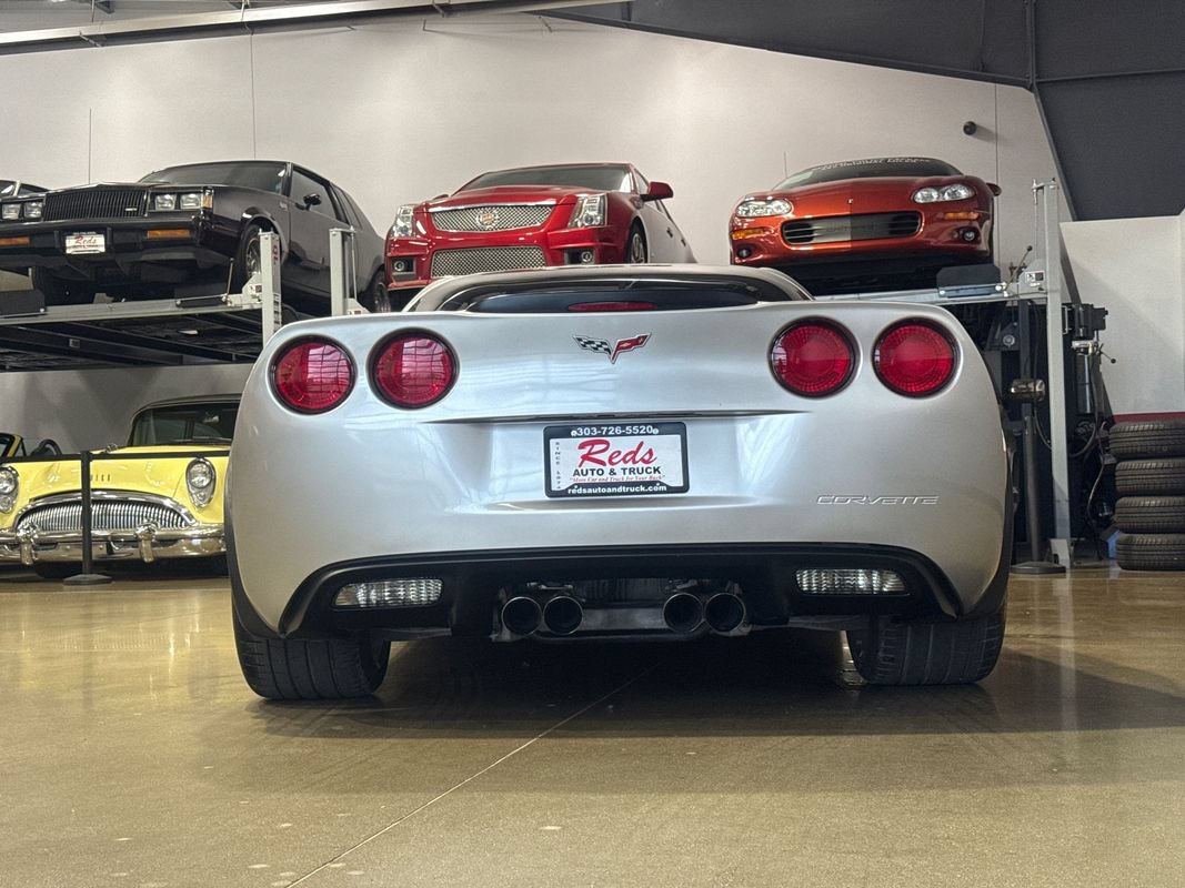 Used 2007 Chevrolet Corvette Z06 w/ Preferred Equipment Group RWD image 92