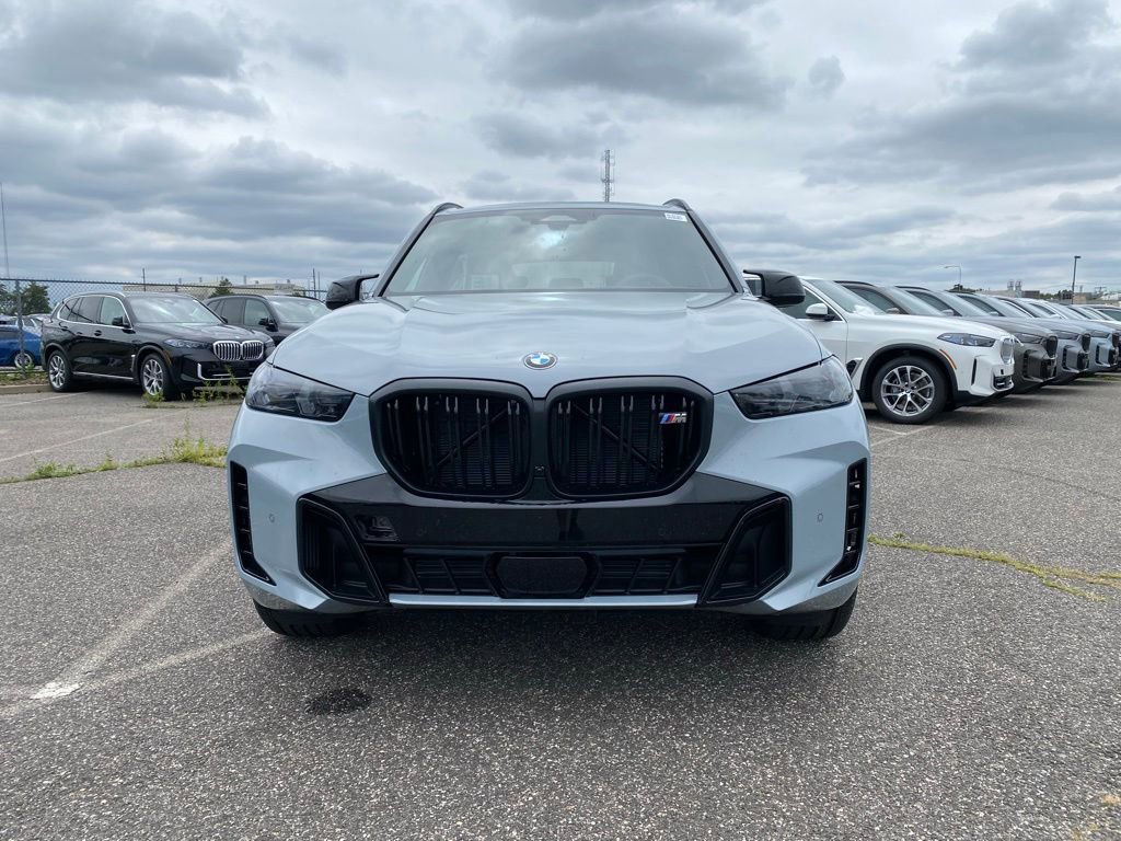 New 2026 BMW X5 M60i image 2