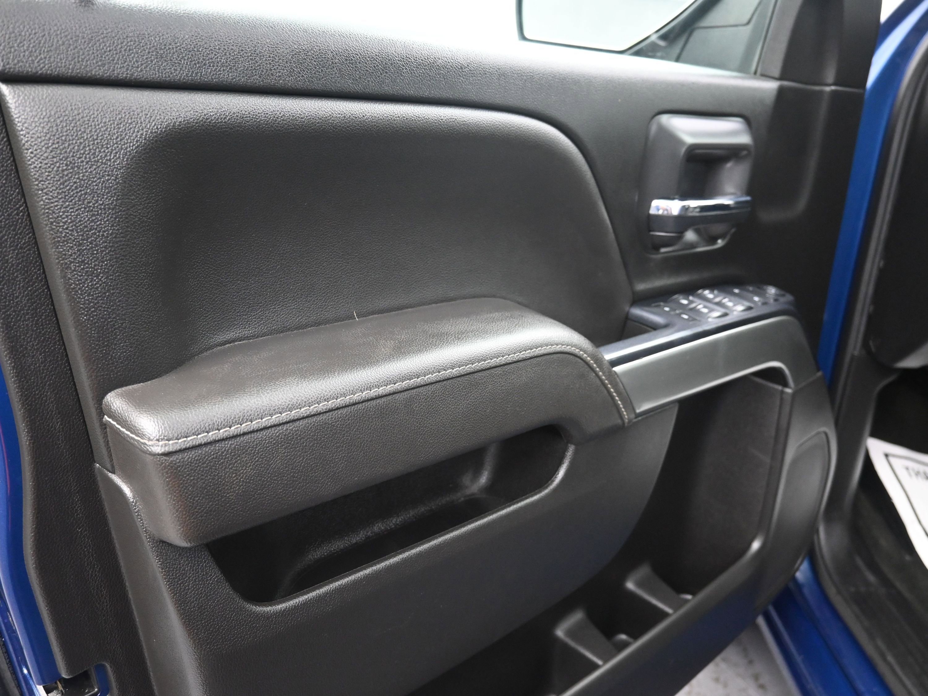 Used 2017 Chevrolet Silverado 1500 LT w/ All Star Edition image 16