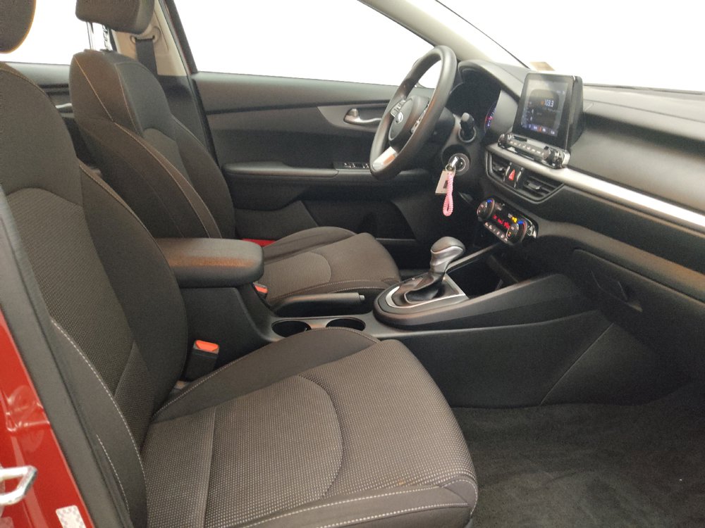 Used 2019 Kia Forte LXS FWD image 21