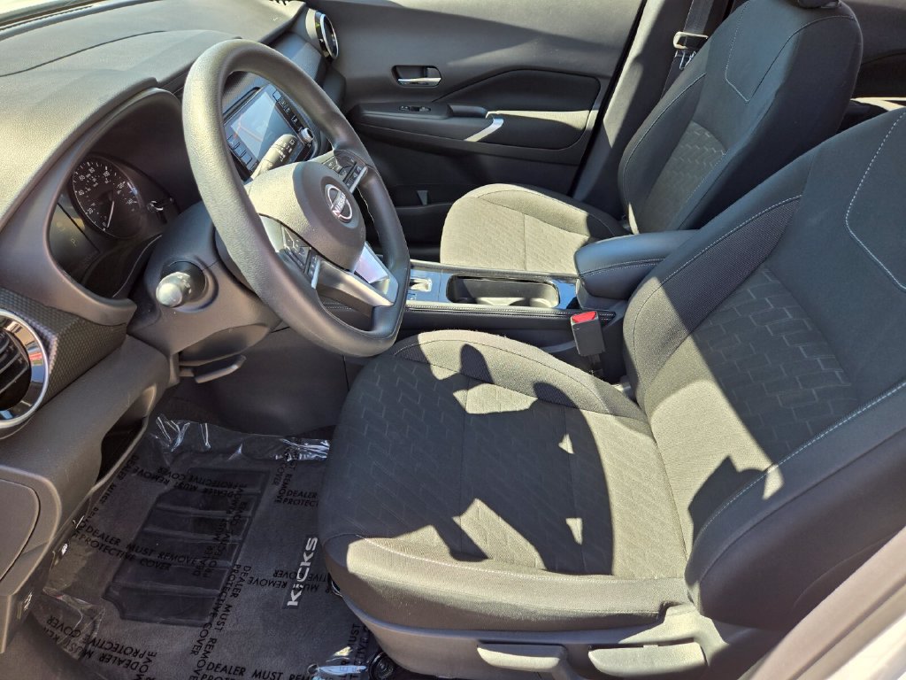 Certified 2024 Nissan Kicks SV w/ Interior Electronics Package FWD image 10
