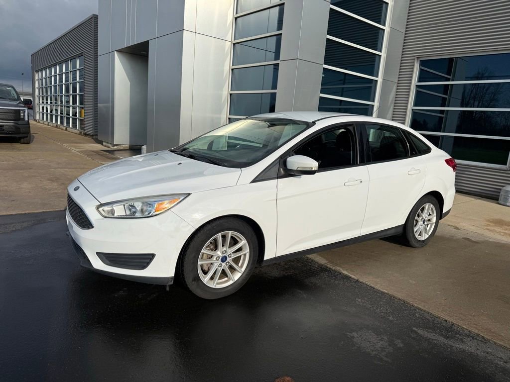 Certified 2017 Ford Focus SE image 4