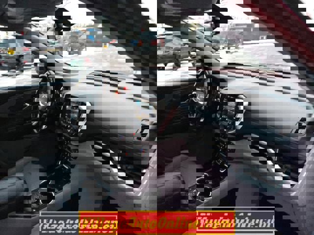 Used 2019 GMC Terrain SLT image 29