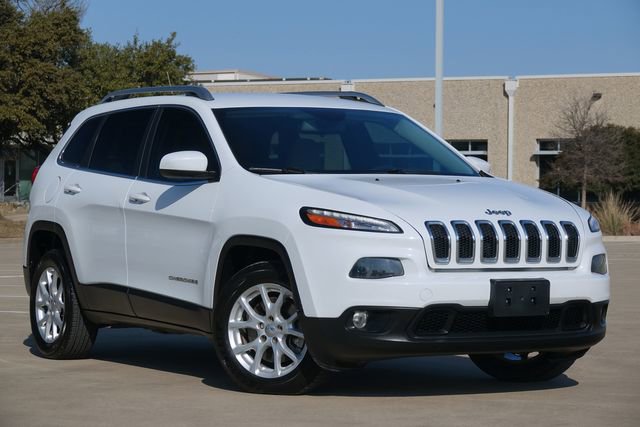 Used 2015 Jeep Cherokee Latitude image 1